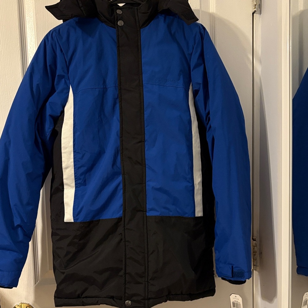 NWTs Nautica Black and Blue Boys XL Winter Jacket
